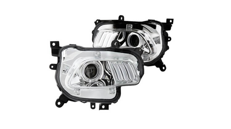 Spyder Chrome LED DRL Bar Projector Headlights with Fiber Optic Accents for 2019 Jeep Cherokee